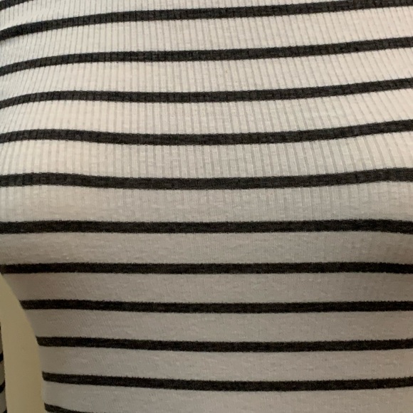 We the Free |Size Small Striped Ruffled Sleeved Top - Picture 4 of 8